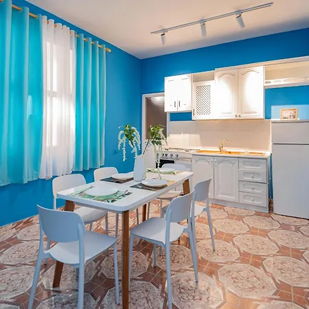 Al3 Apartment